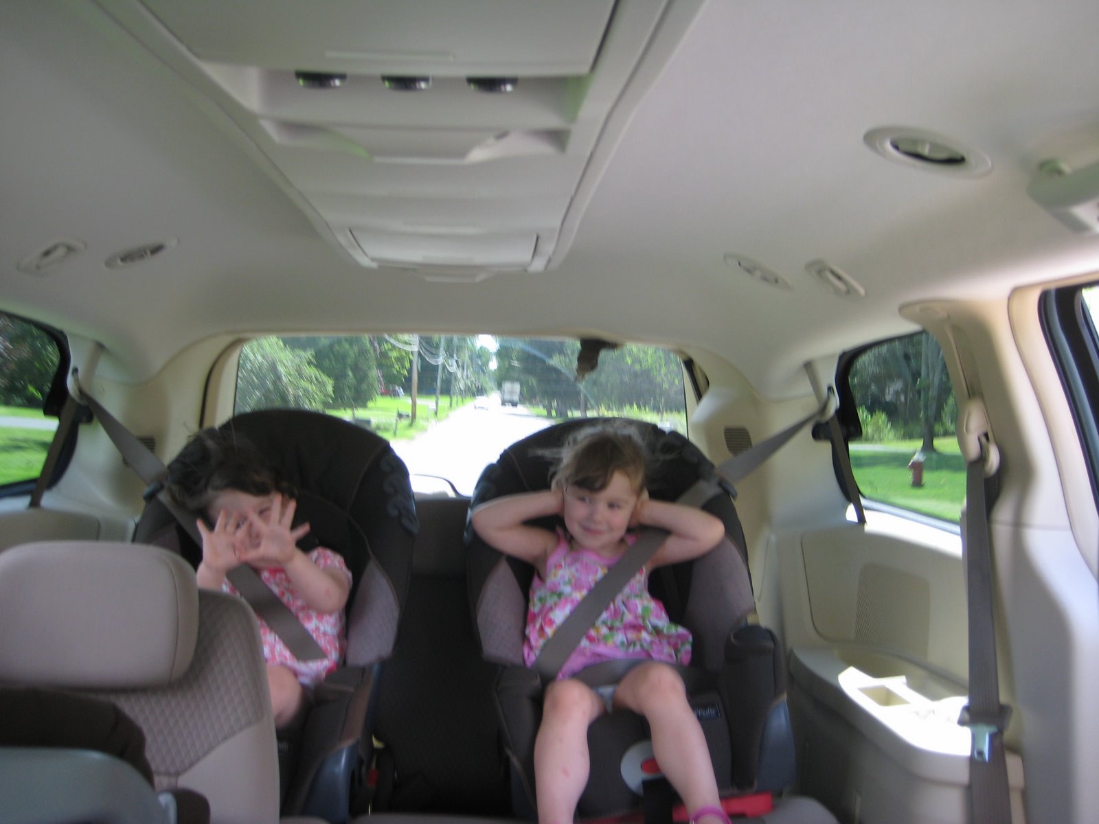 [Isinginthecar.JPG]