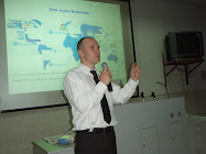 Gert Van Mol speaking at Yangzhou University September 2009
