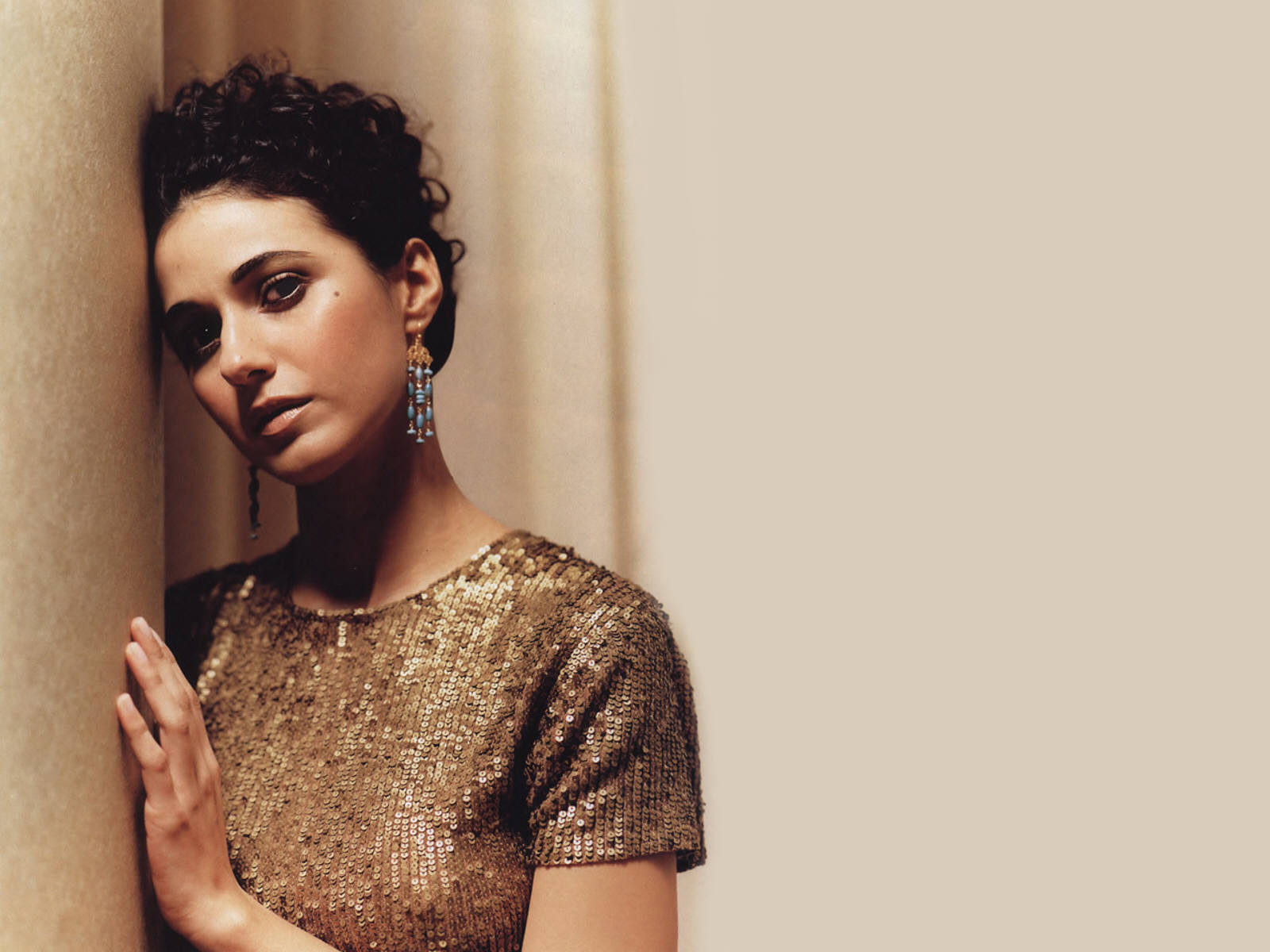 Emmanuelle Chriqui 3 |Bikini|Sexy|Photoshoot |Girls Wallpapers |Movie