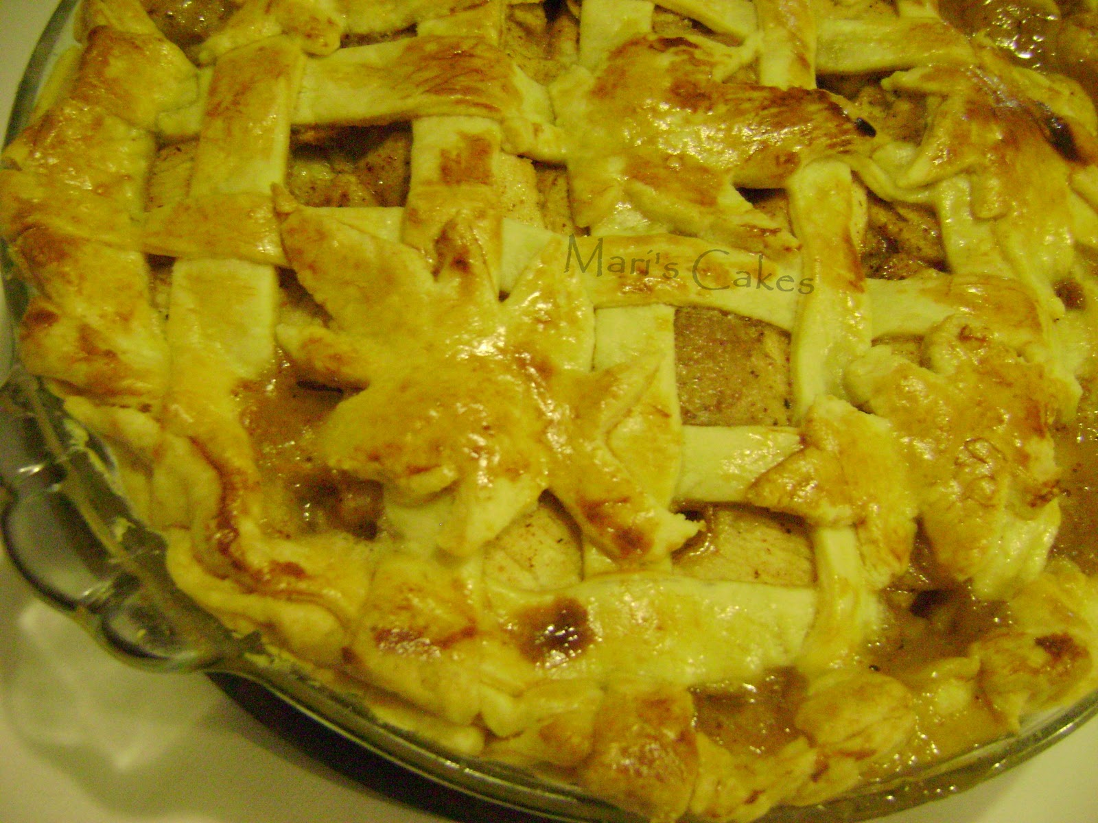 Easy Pie Crust Mari's Cakes (English)