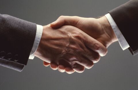 Network Connections: RESPONSABILIDAD Y COMPROMISO