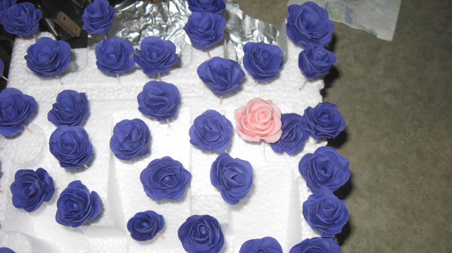 [roses.JPG]