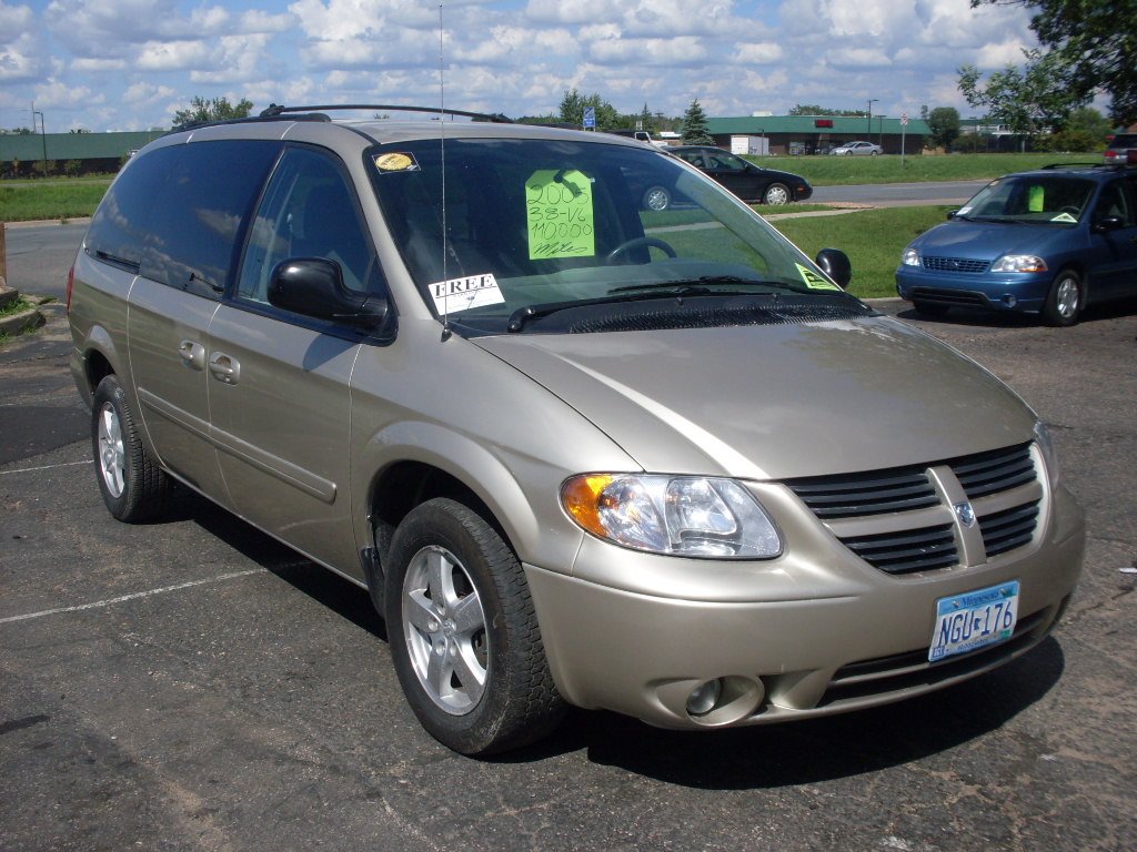 luisrideauto 2005 DOGE GRAND CARAVAN SXT, 7 PASSENGER QUAD 3.8 LITER V6