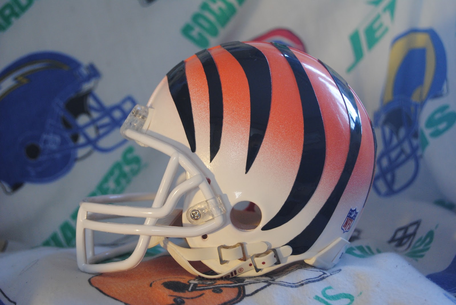 Sports Hate Me Bengals Minihelmet version 2.0