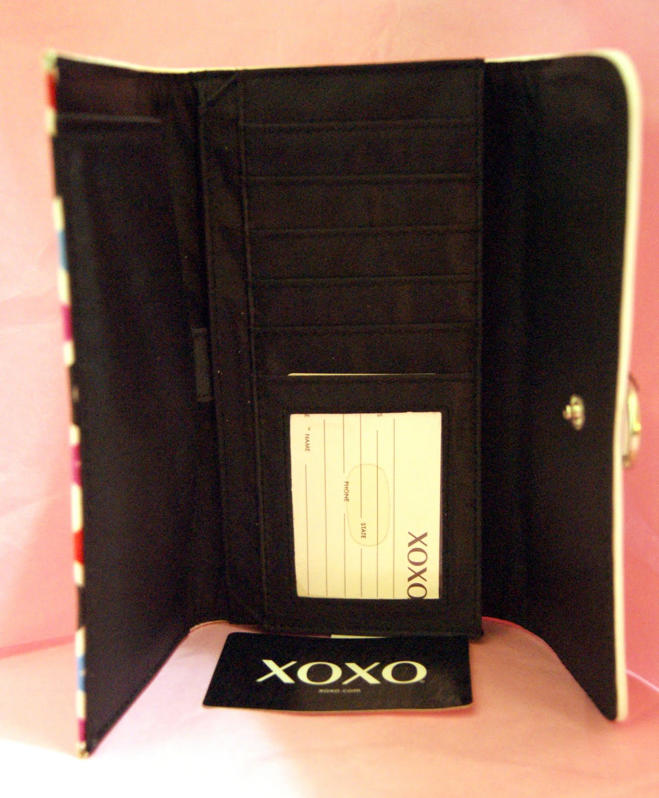 Heaven Item847 NWT XOXO checkbook trifold wallet White Multi )