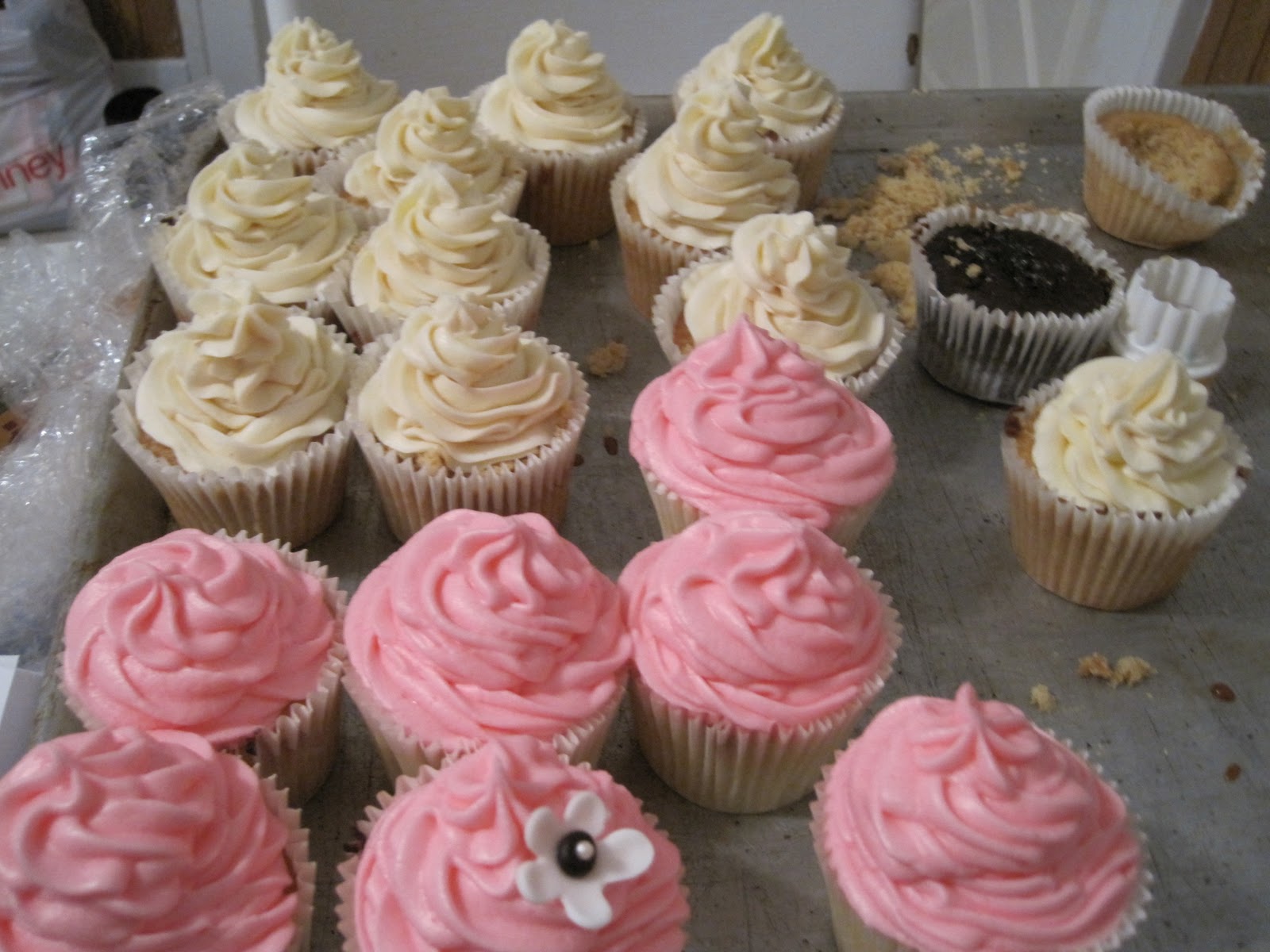 Little Pearl Cupcake Cute and Pretty 21st Birthday Cupcakes