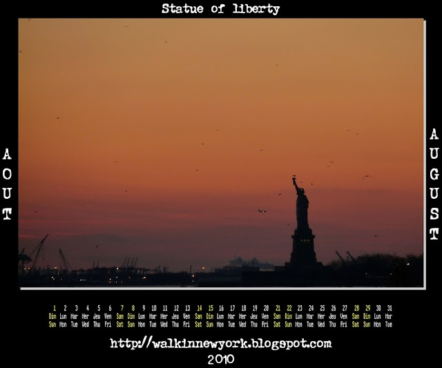 Walk In New York Calendar New York 2010 August