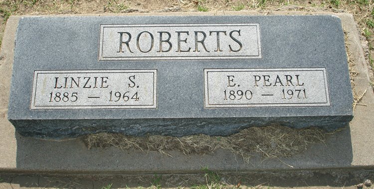 [Roberts-Linzie+S+&+E+Pearl(W).jpg]