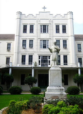 Living Bread: Outdoor vow day photos