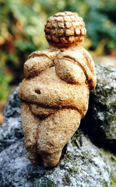 [Image: willendorf%5B1%5D.jpg]