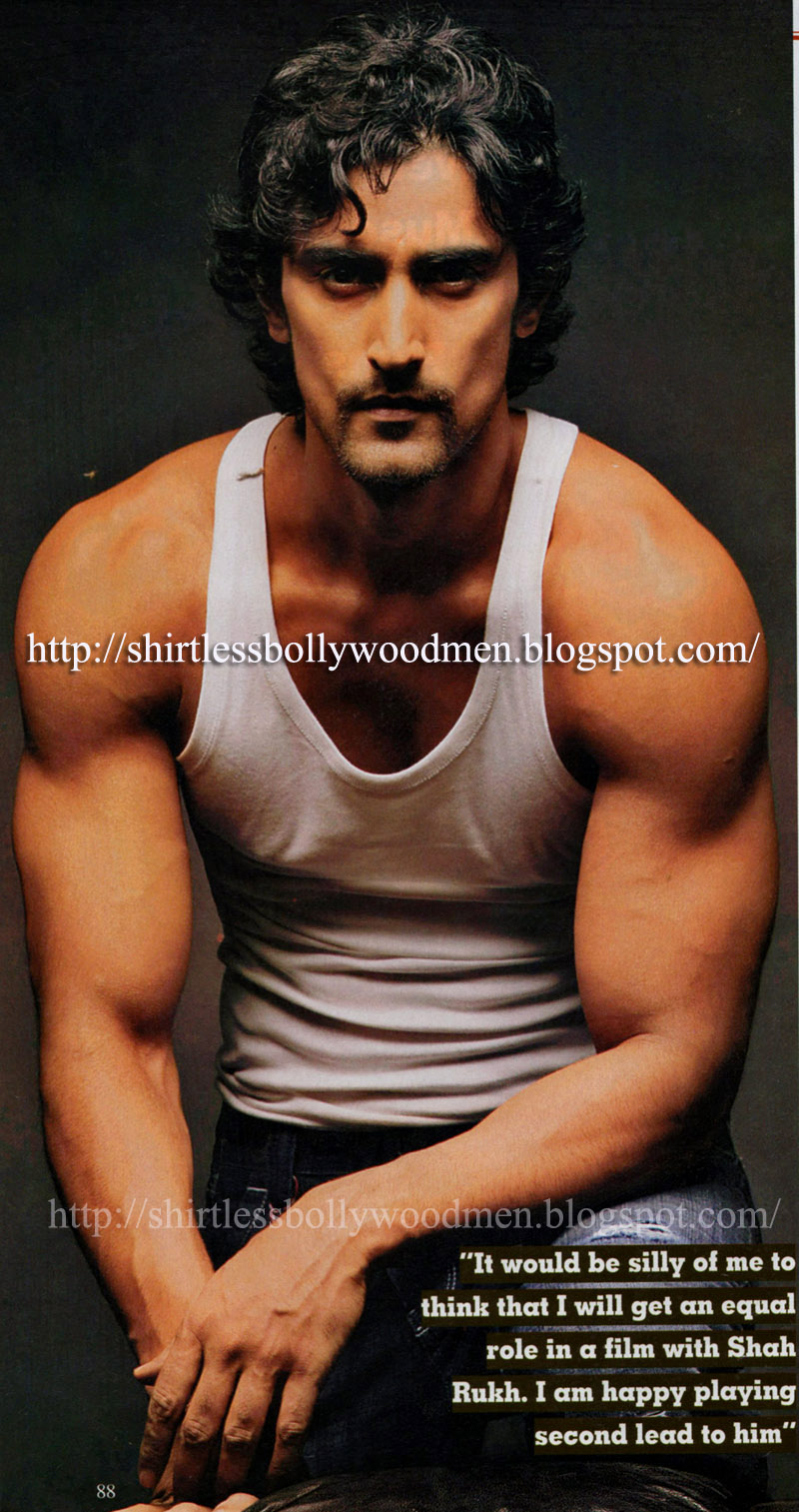 Shirtless Bollywood Men: Kunal Kapoor
