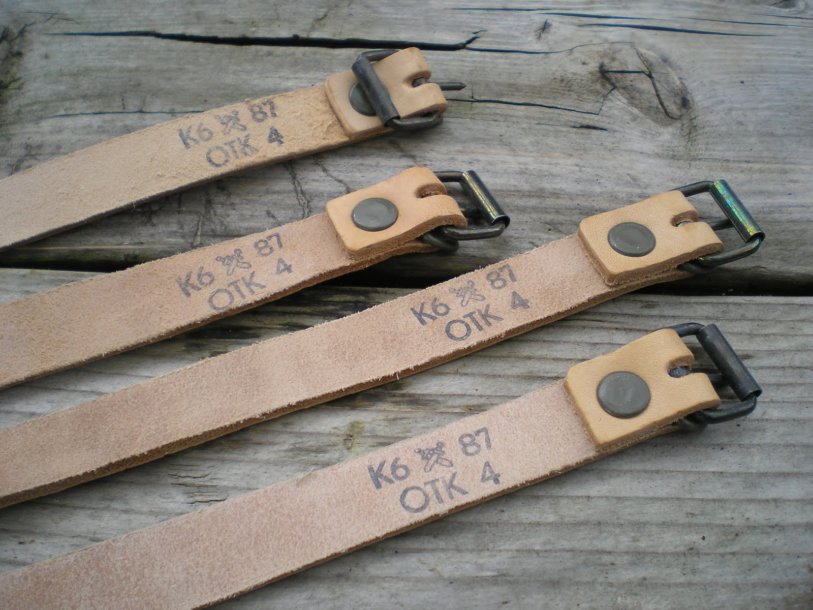 Four Bees: Czechoslovakian Mess Kit Straps