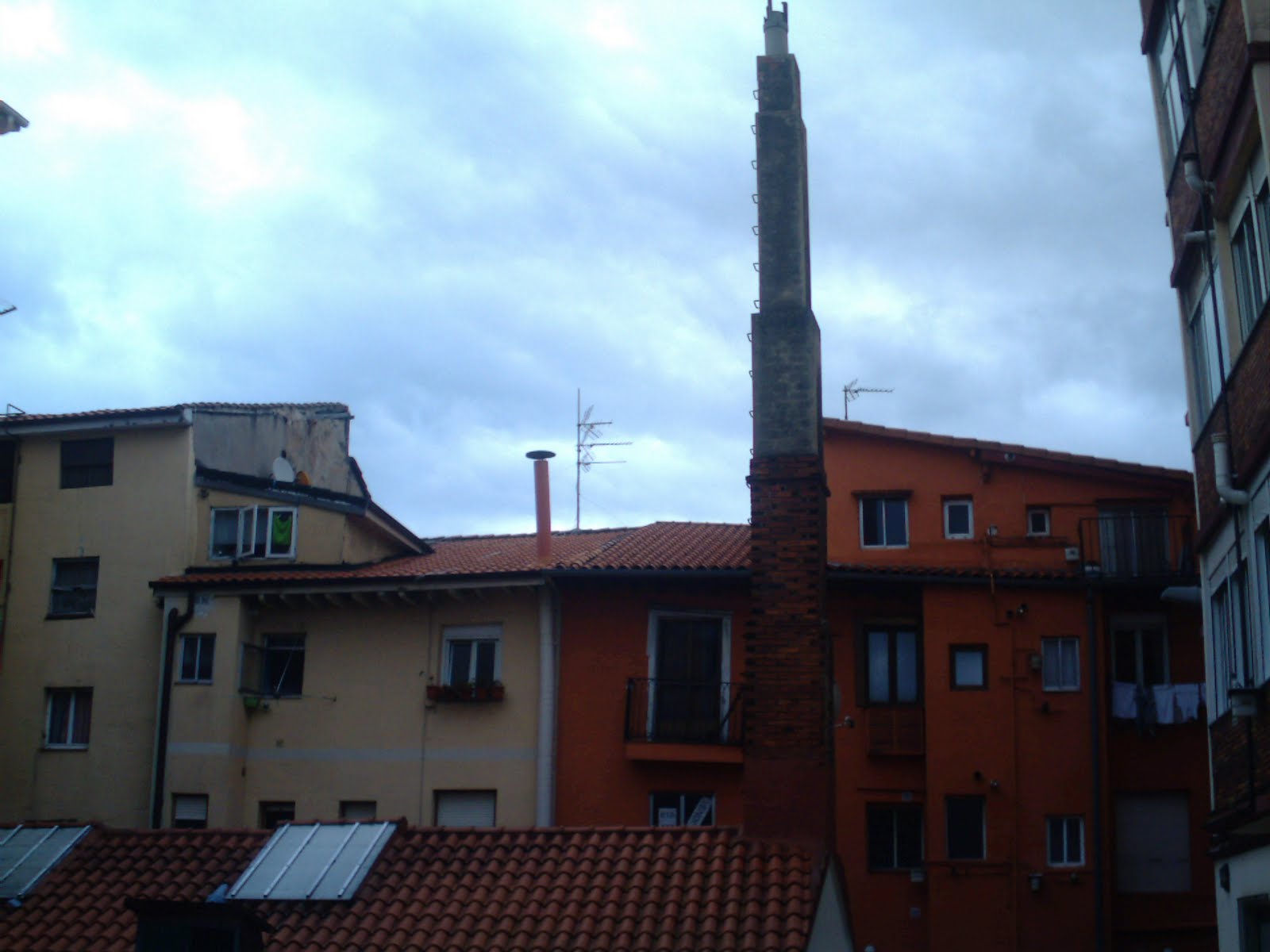 la ciudad habla: CHIMENEA