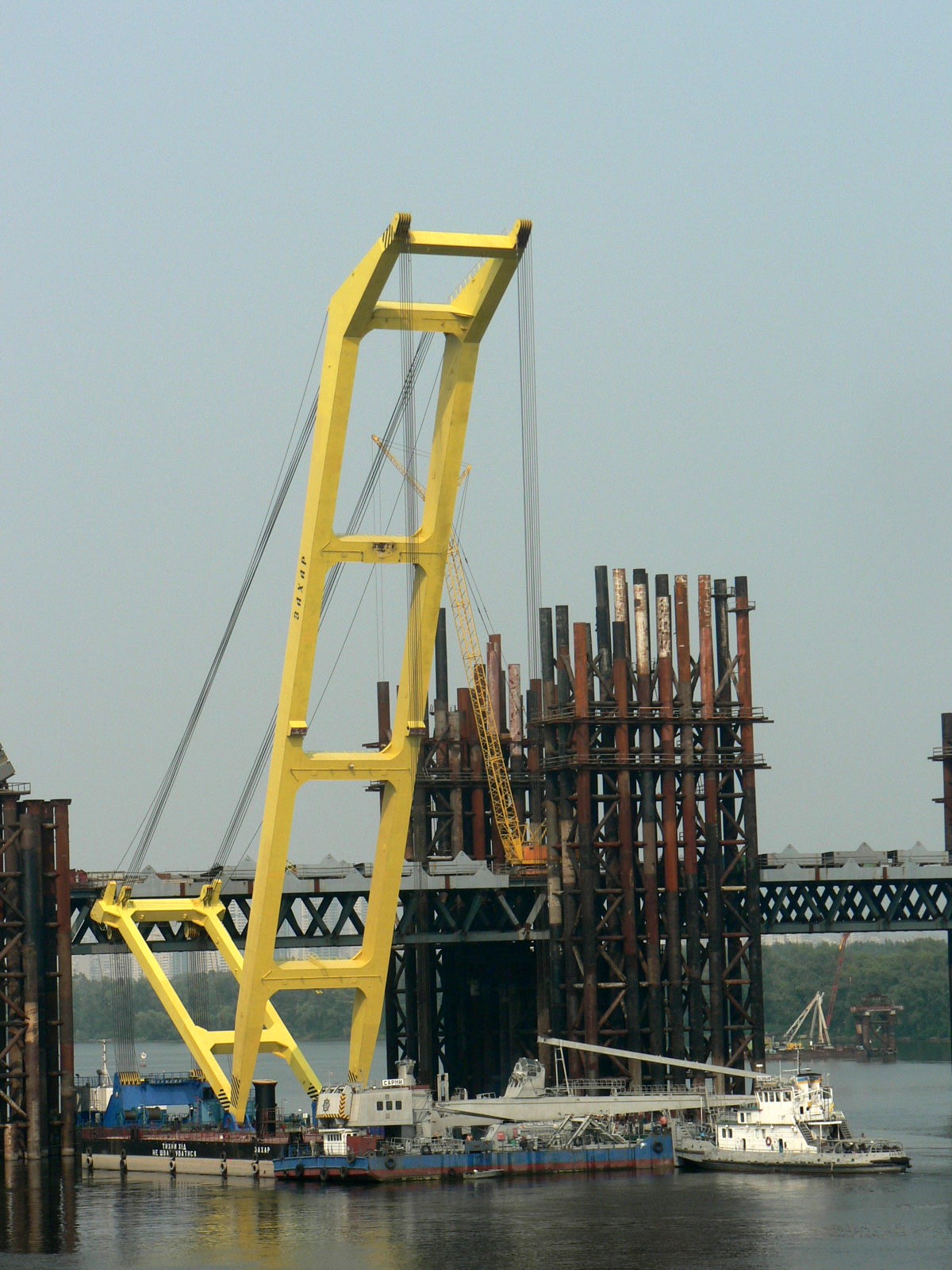 floating crane Scope of the floating crane