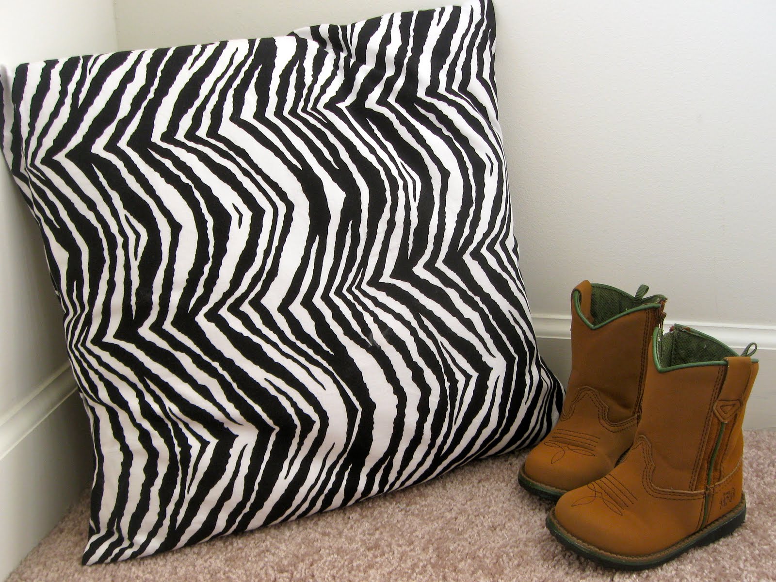 Rosy Lemmons Crafts zebra print pillow