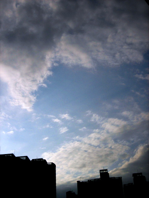 [clouds2.jpg]