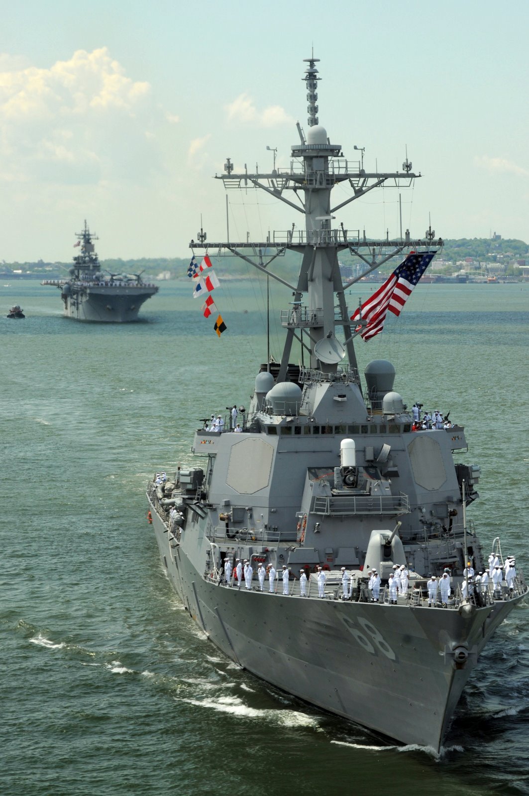 [uss_the_sullivans.jpg]