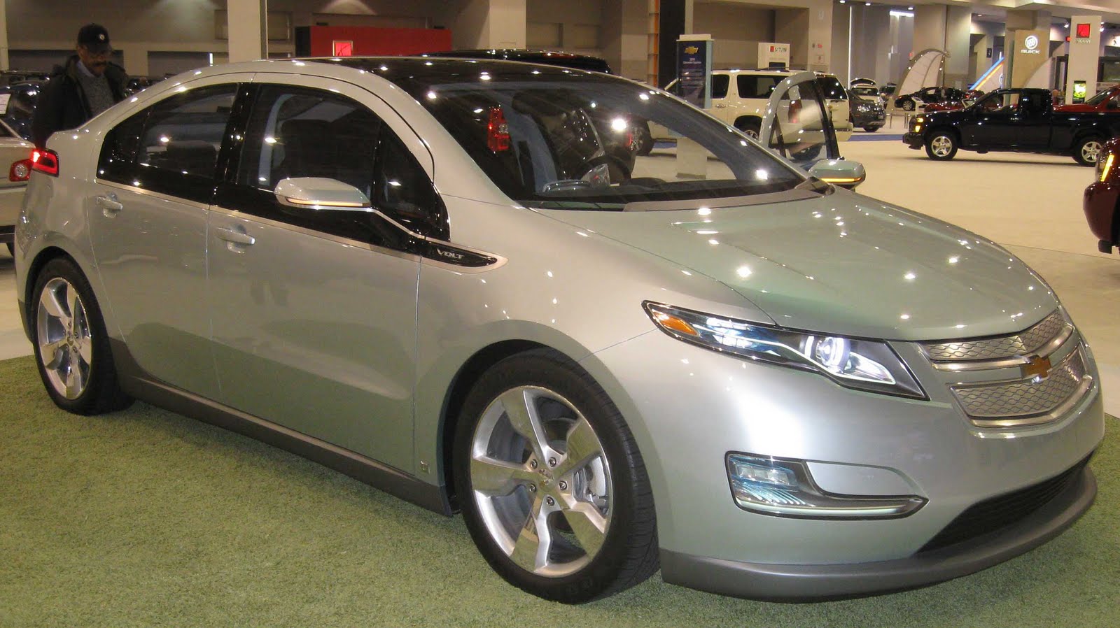 [chevrolet_volt.jpg]