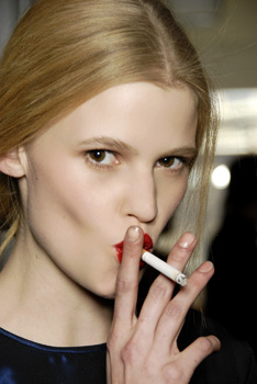 [smoking3ob0.jpg]