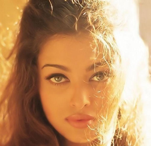[Now,-Aishwarya-Rai-Bachchan.jpg]