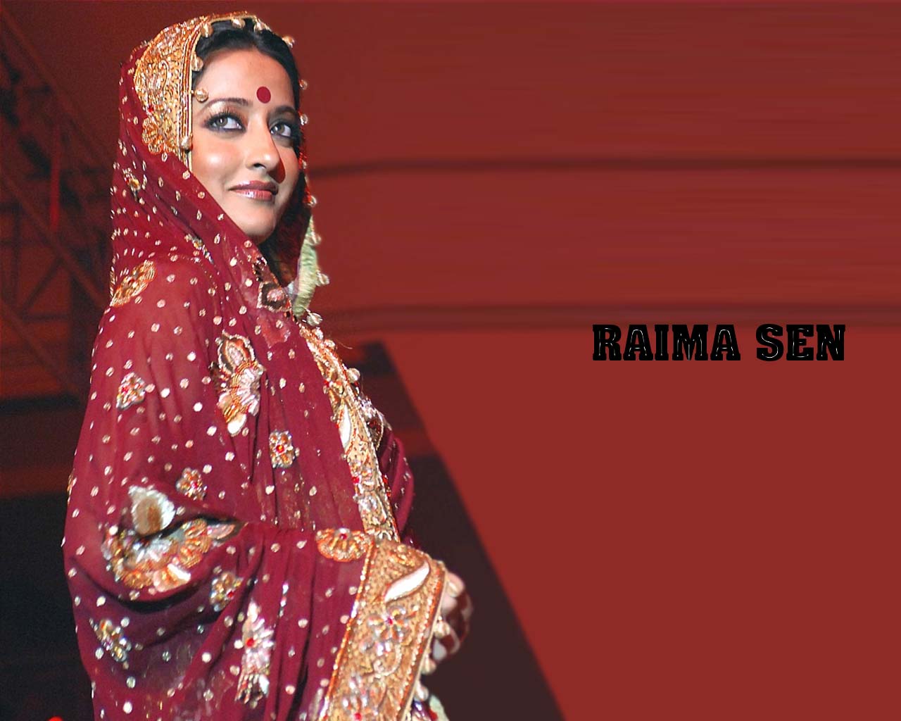 bollywood: Raima Sen Wallpapers - Raima Sen Pictures - Raima Sen Photo ...