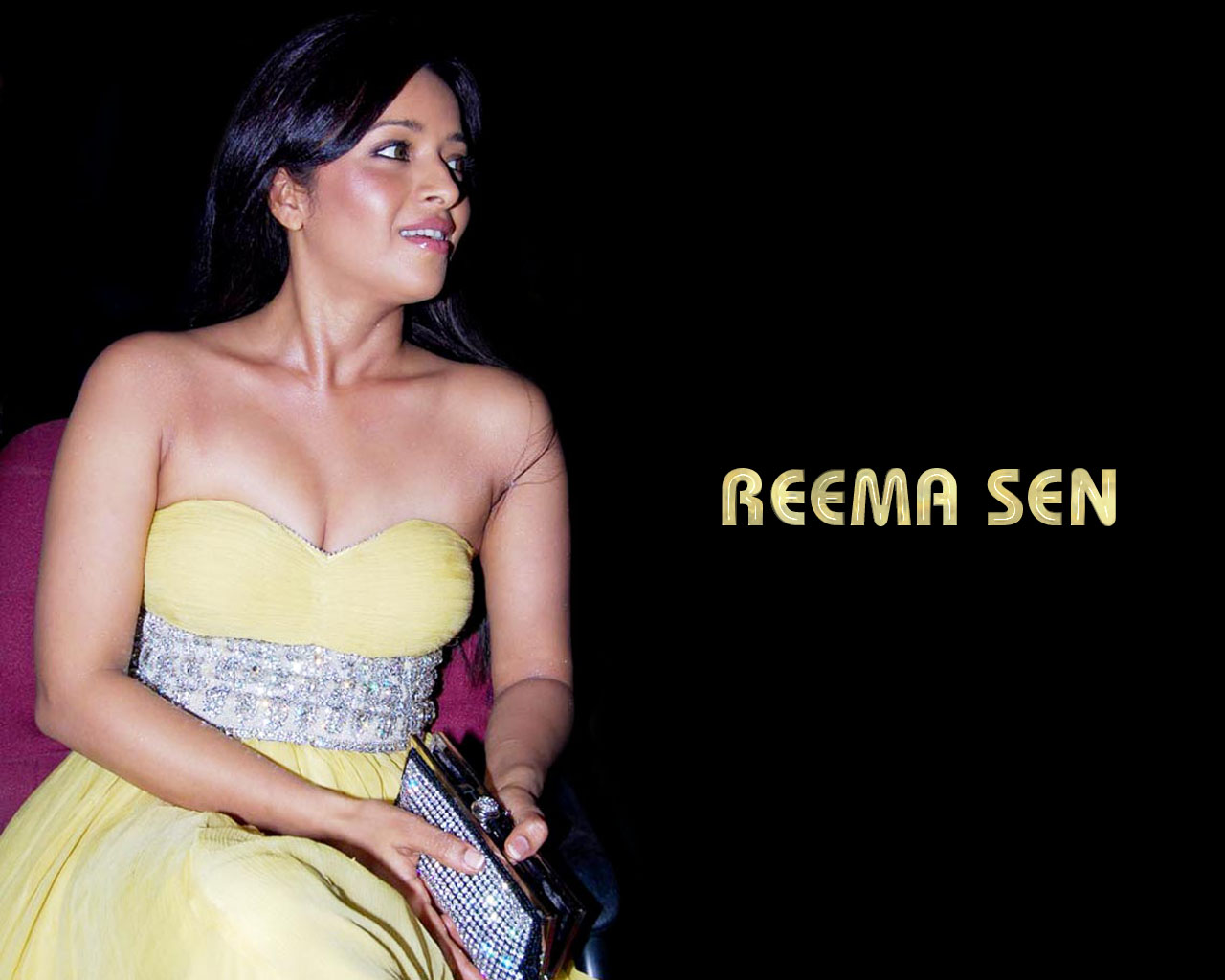 12 Photo Nude And Naked Sonali Bendre | Images Explore