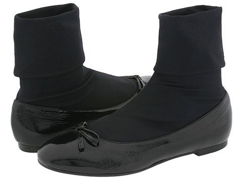 [shoes-socks-Marc-Jacobs.jpg]