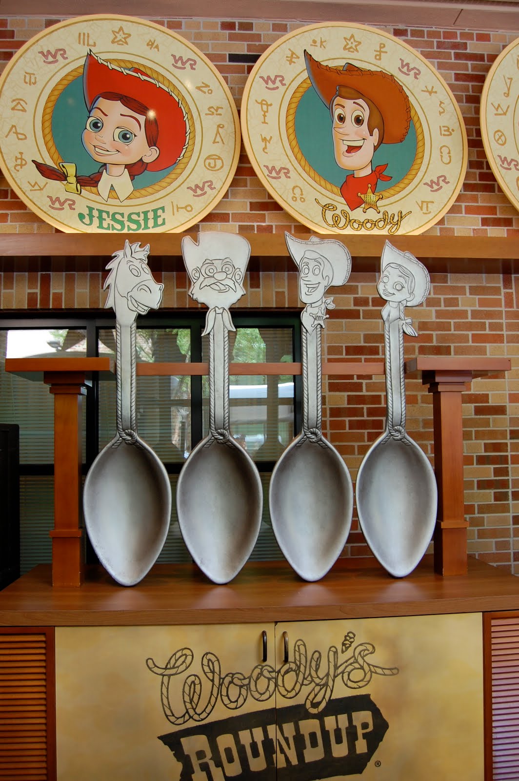 toy story plate and cup set
