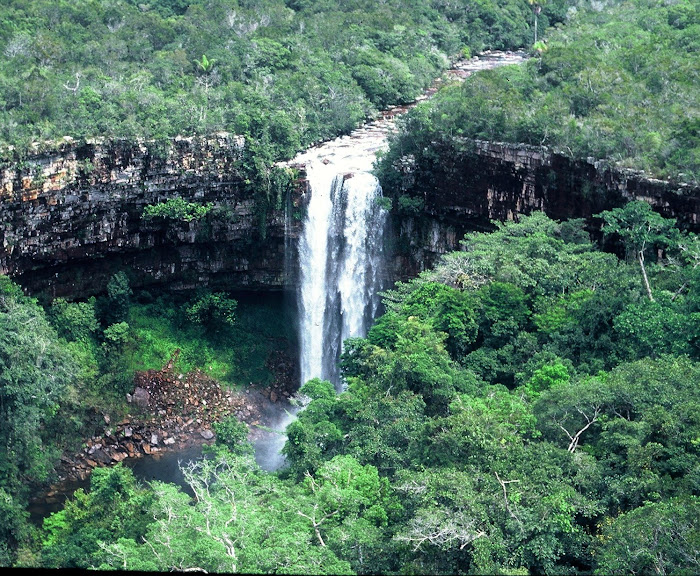 PARQUE NACIONAL DE PACAAS NOVOS Parque Nacional de Pacaas Novos Rondônia/Brasil