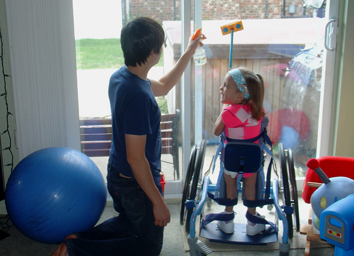 [2007.09.03WashingWindows.jpg]