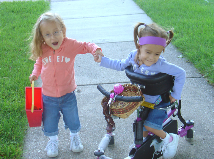 [2007.08.30HandE.jpg]