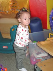 [2006.01.12HollandStanding.jpg]