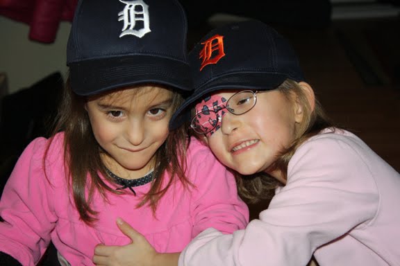 [2010.01.10HandEReptheD.jpg]