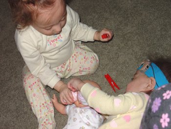 [2006.03.02FeedingourBaby.jpg]