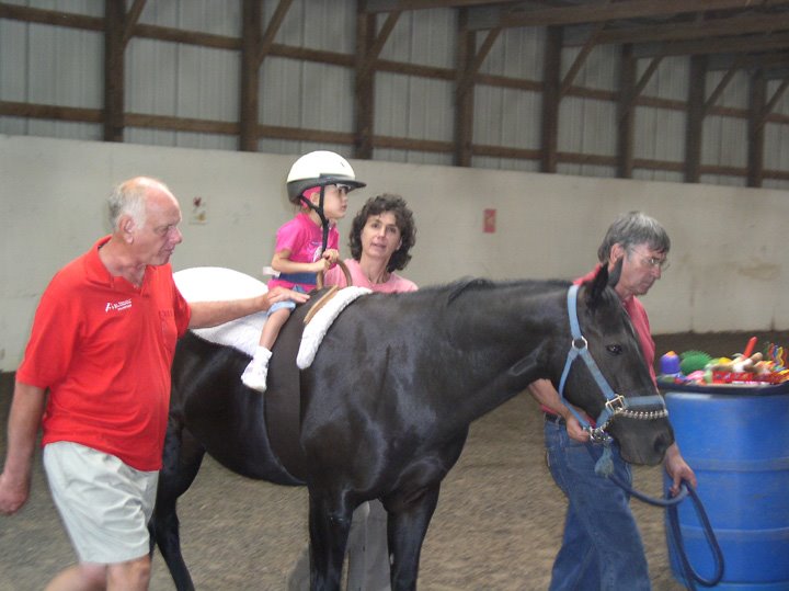 [2008.08.12EdenHippo2.jpg]