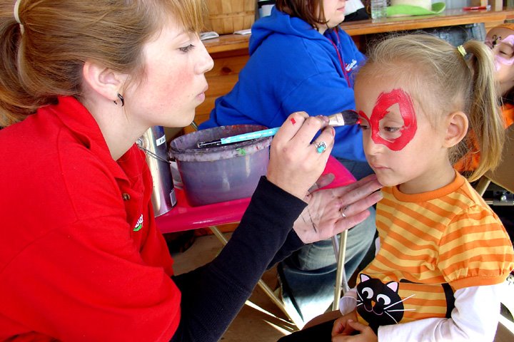 [2008.10.04FallFun1.jpg]