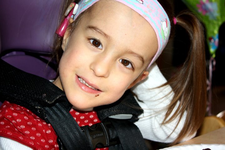 [2009.04.10EdenCutie.jpg]