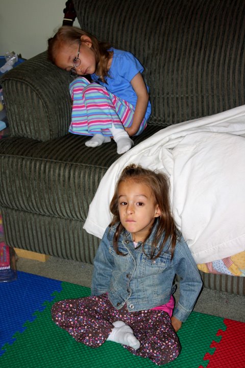 [2009.06.04GirliesSick.jpg]