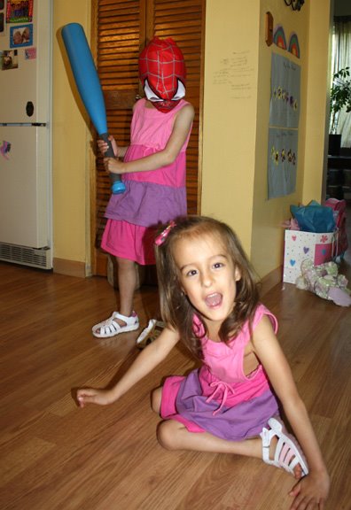 [2009.06.30FunnyGirlsjpg.jpg]