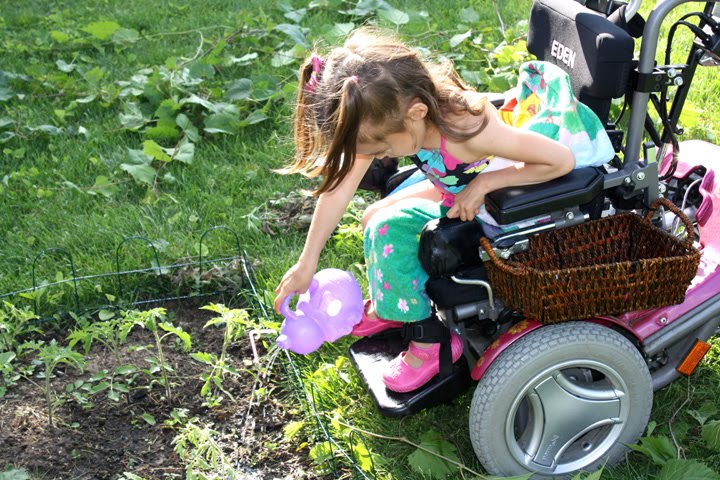 [2009.06.30EdenWateringGarden.jpg]