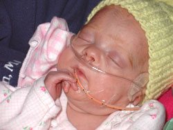 [2004.10.20Eden3lbsYellowHat.jpg]