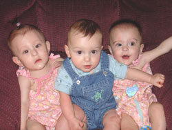 [2005.07.09Gino'sBdayParty.jpg]