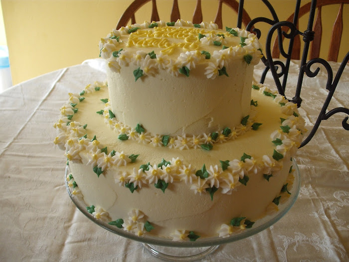 Daisy Tier Cake