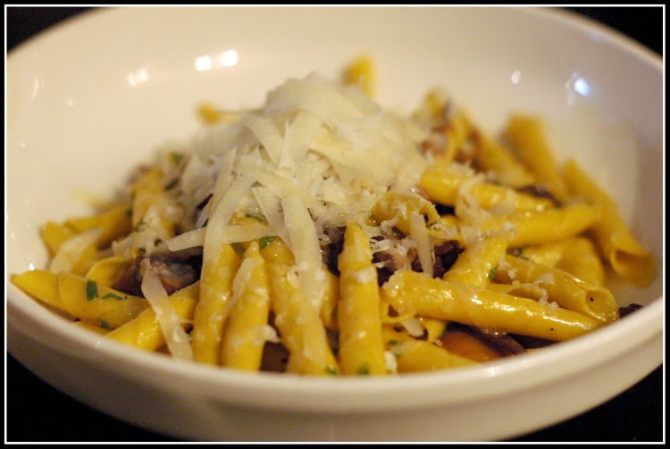[Mushroom+pasta+nyc.jpg]