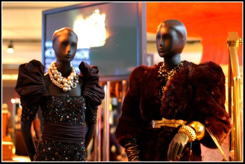 [new+york+fashion+week+fall+2010.jpg]