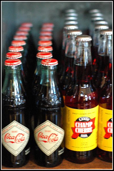 [old+fashioned+coke+bottles.jpg]