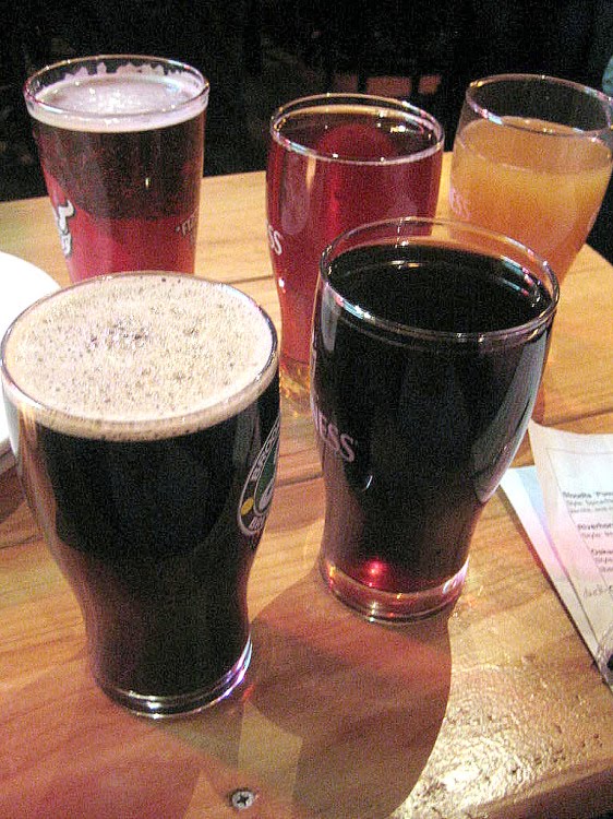 [beer+rattle+n+hum.jpg]
