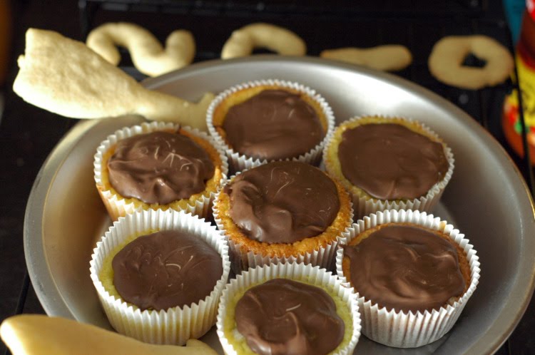 [mini+cheesecakes.jpg]