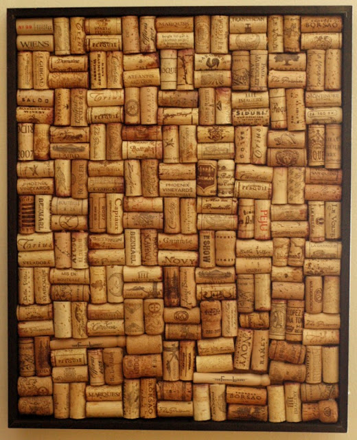 DIY bulletin board made from wine corks