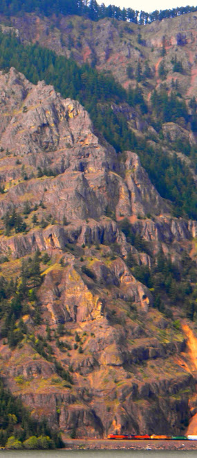 Cliffs in Columbia Gorge
